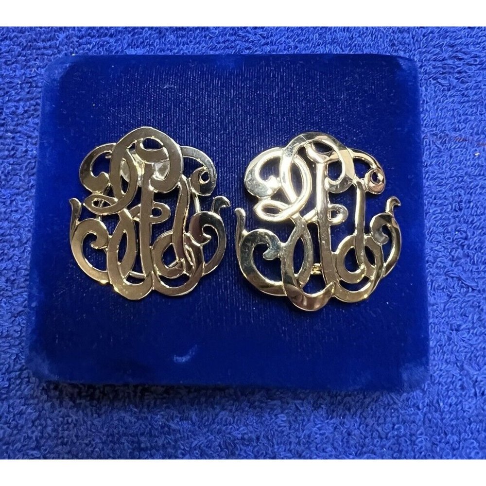 1970s Vintage Set of 2 Monogram-Style Intertwined Script Brooches - Gold Tone La